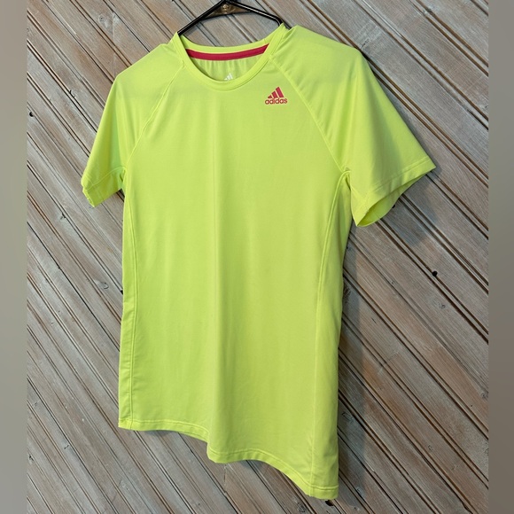 Adidas 3 Pack of ClimaCool Athletic Short Sleeve Shirts Tee Neon Colours - Picture 2 of 16